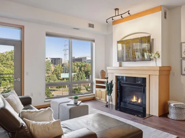 240 Spring St Unit 414, Saint Paul, MN 55102