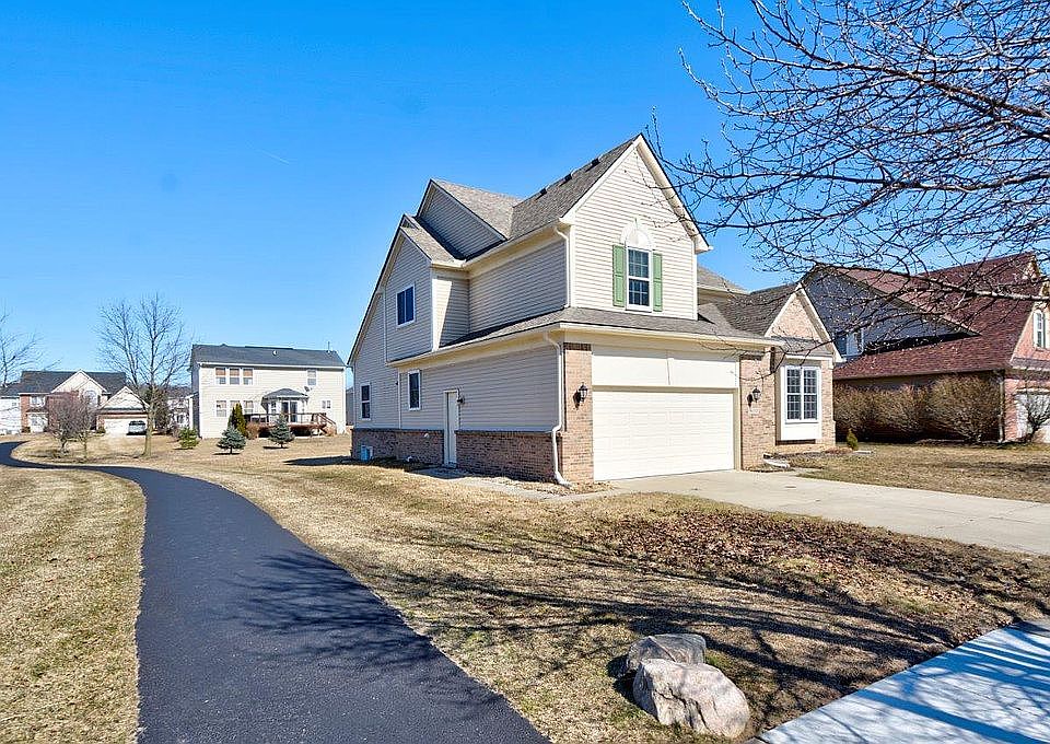 1st image of 9635 Landsdowne Ln