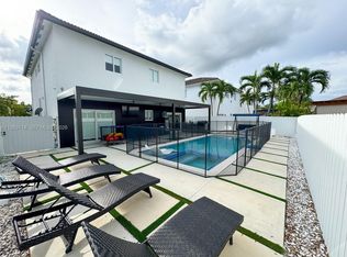 1533 SW 154th Path, Miami, FL 33194