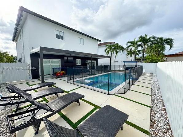 1533 SW 154th Path, Miami, FL 33194