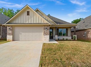 480 Preston Ridge Dr, Tyler, TX 75703