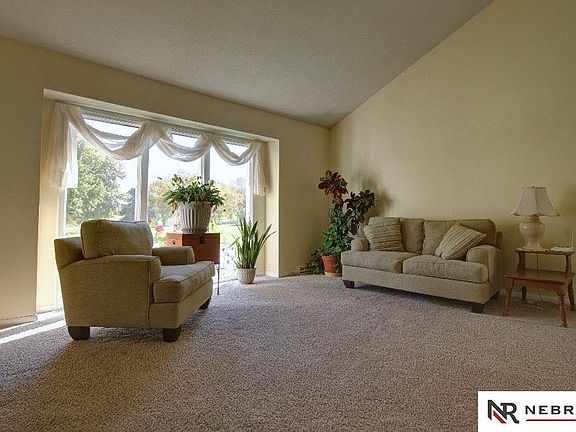 4th image of 2706 N 127th St