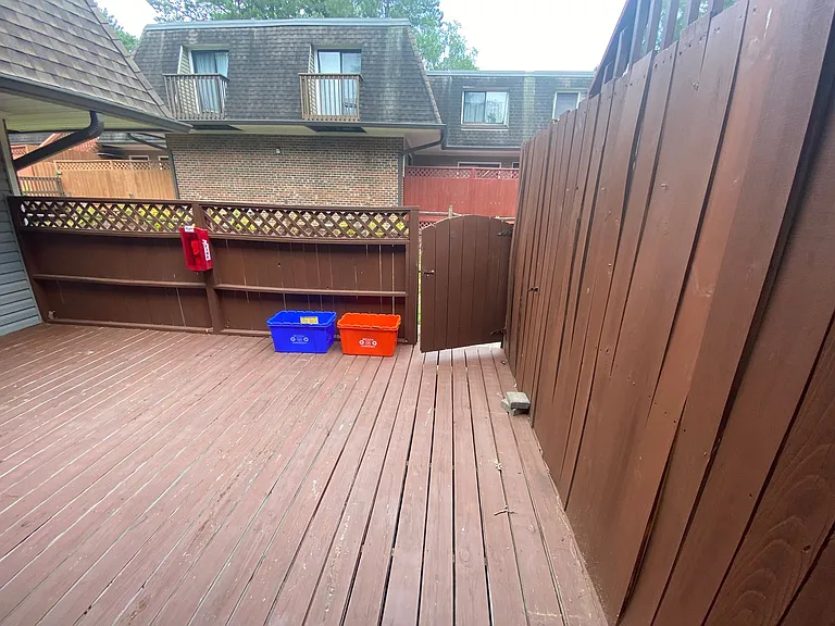 180 Summerwalk Cir — Photo 12