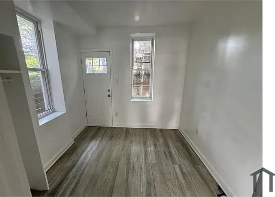 2531 N Dover St — Photo 13