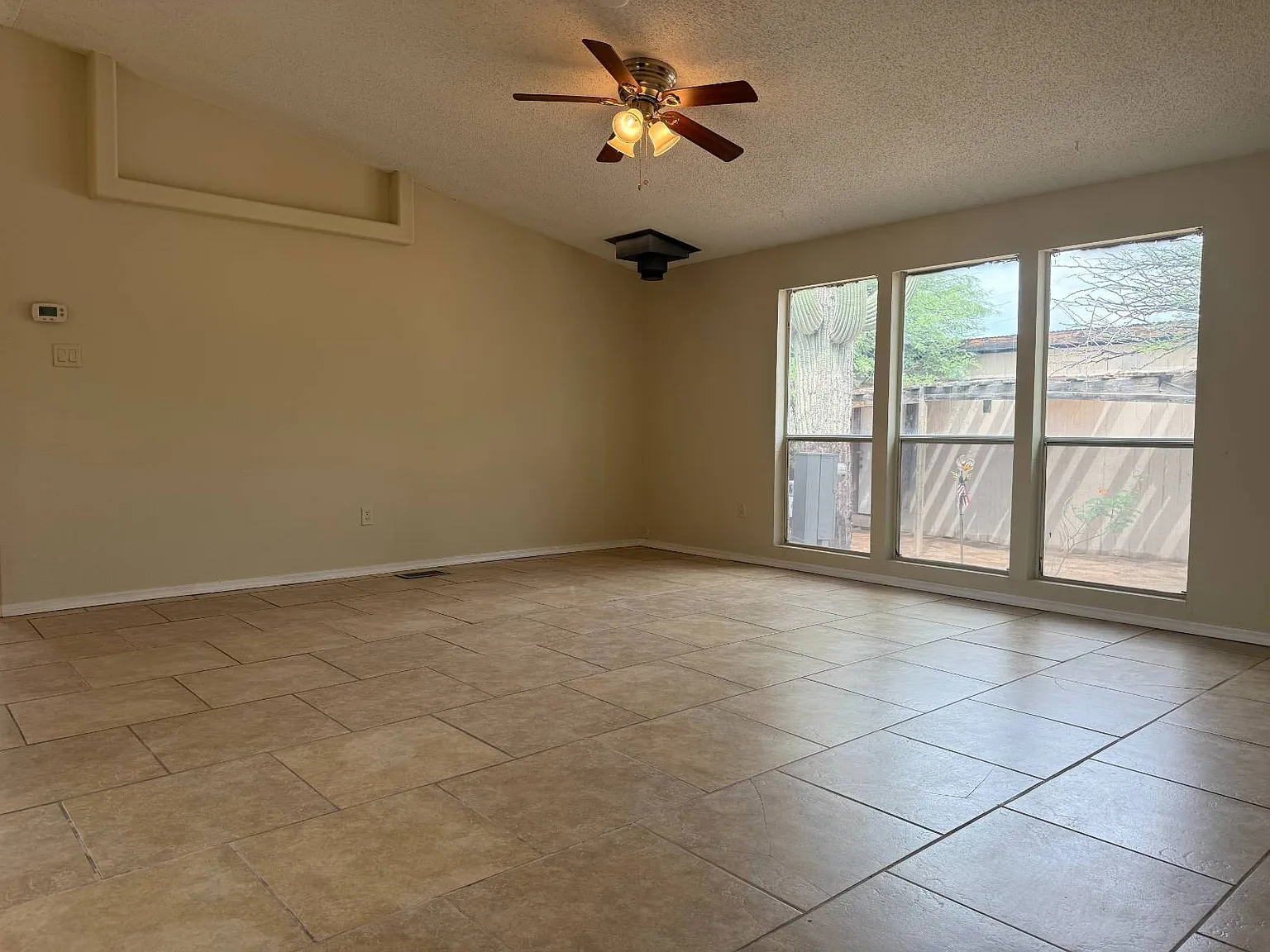 2 bed, 2.0 bath, 1568 sqft, $1,200 — Photo 4