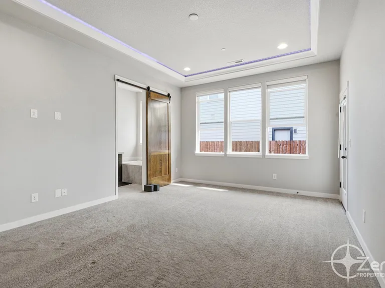 2225 NE 82nd St — Photo 29