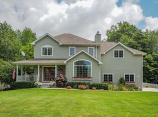 1735 66th St, Fennville, MI