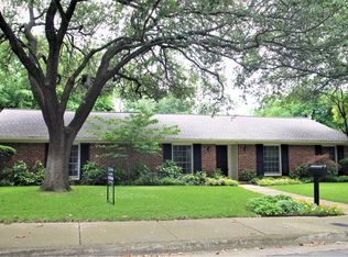 4254 Royal Ridge Dr, Dallas, TX 75229