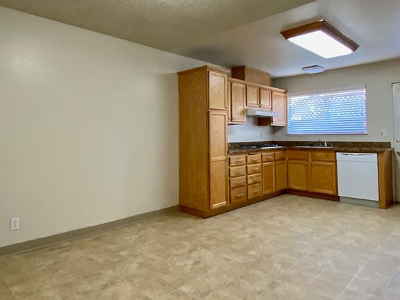 4th image of 1793 De Marietta Ave #1