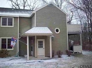 225 Monmouth Way, Clifton Park, NY 12065