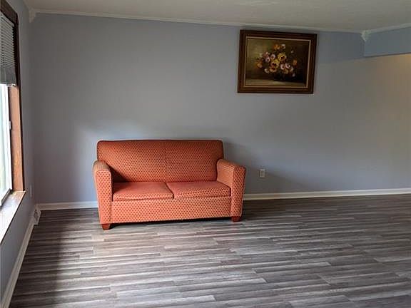 3rd image of 3412 King Richard Dr