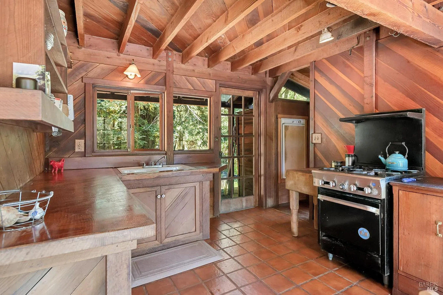 17777 Willow Creek Road - Photo 7
