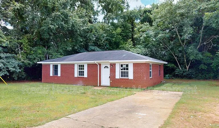 901 W Adams Ave — Photo 1