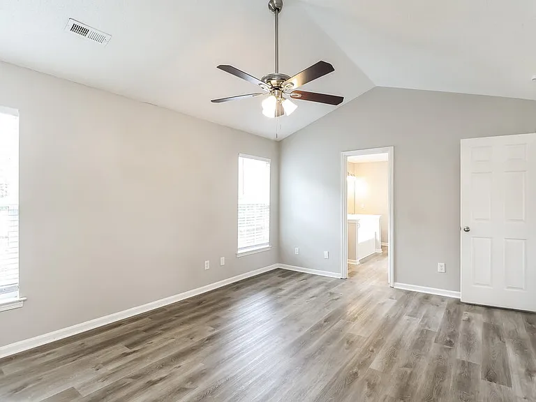 2909 Dairywood Ln — Photo 11