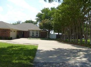 6685 Silver Creek Azle Rd, Azle, TX 76020