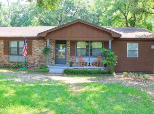 39 Camelia Dr, Pensacola, FL 32505