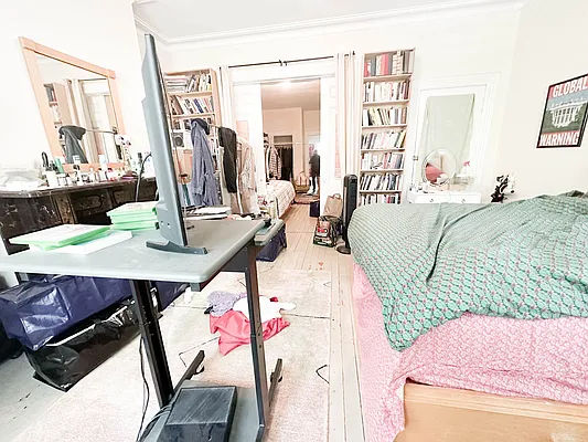 Rented by Ulas Real Estates Inc | media 23