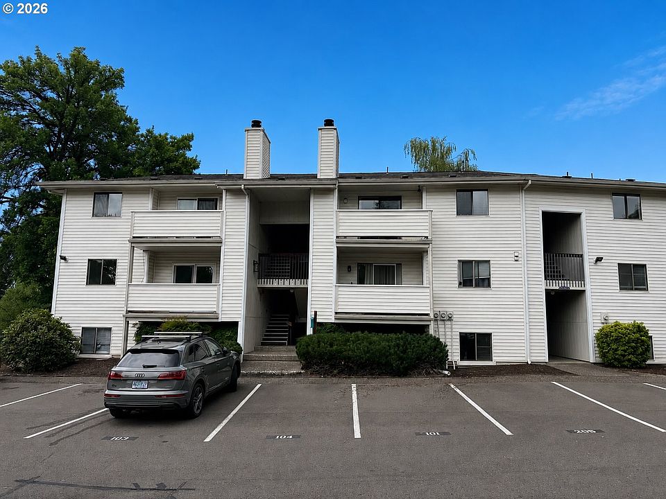 1st image of 11040 SW Greenburg Rd APT 206