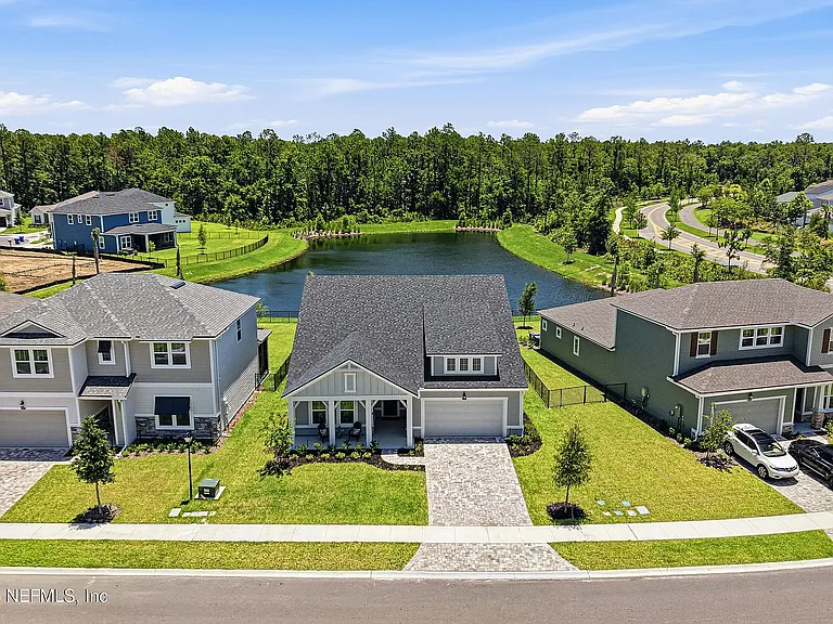 66 Adirondack Dr — Photo 4