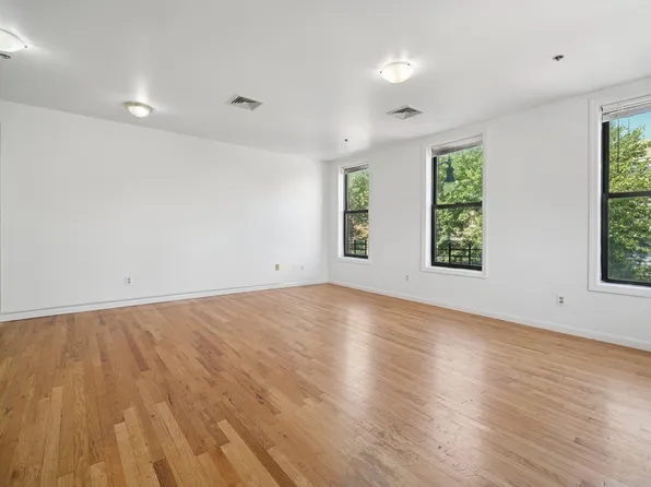 236 Newark Avenue image 8 of 19