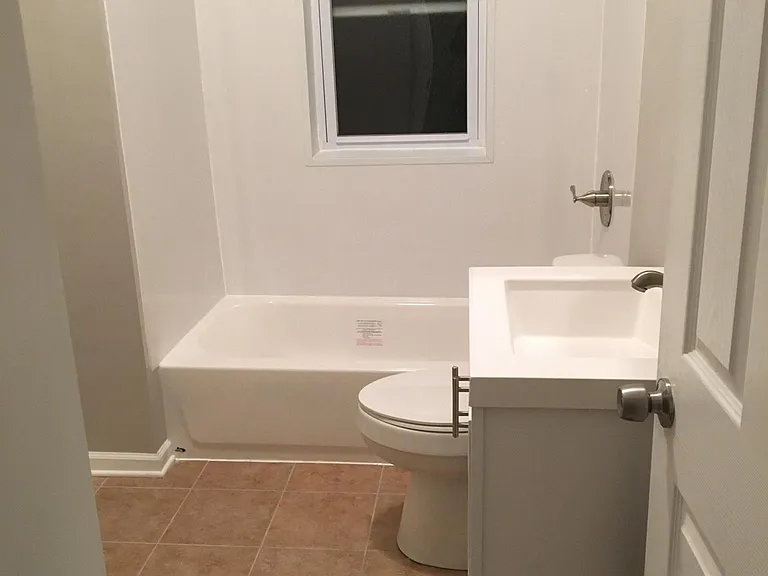 1943 N Keystone Ave #1R — Photo 11
