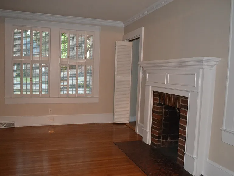 40 Lanneau Dr — Photo 7
