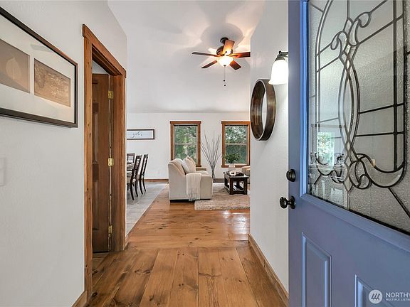 5th image of 8320 230th Avenue Ct E
