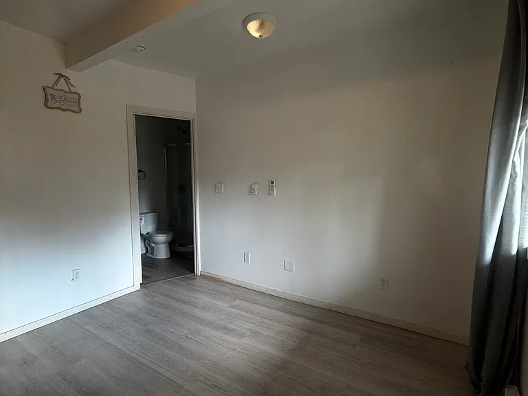 412 Church St #1 — Photo 3