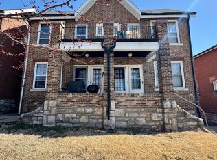 6516A Morganford Rd FLOOR 2, Saint Louis, MO 63116