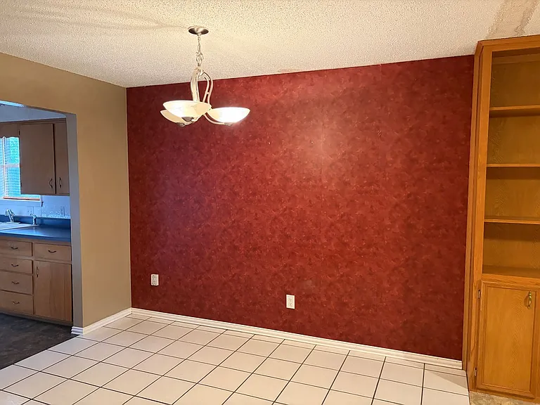 3325 S 15th St — Photo 5