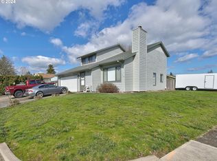 1561 NE Kennedy Ln, Hillsboro, OR