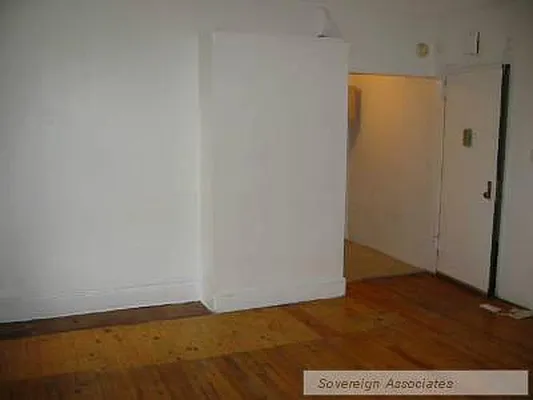 Rented by Sovereign Associates | media 12