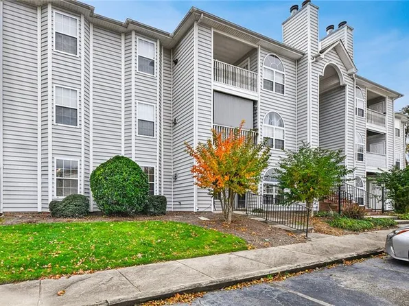 3634 Morris Farm Dr #1D, Greensboro, NC 27409