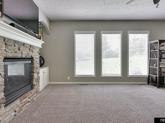 5th image of 18217 Nina St