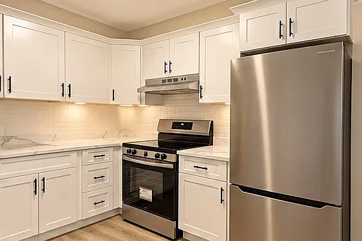 2 bed, 998 sqft, $2,150 — Photo 2