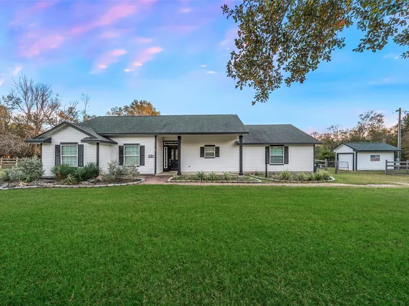 118 Pin Oak Ln, Hempstead, TX 77445