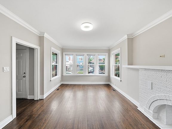 5th image of 6318 S Fairfield Ave