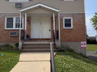 330 E 12th St APT B, Northampton, PA 18067