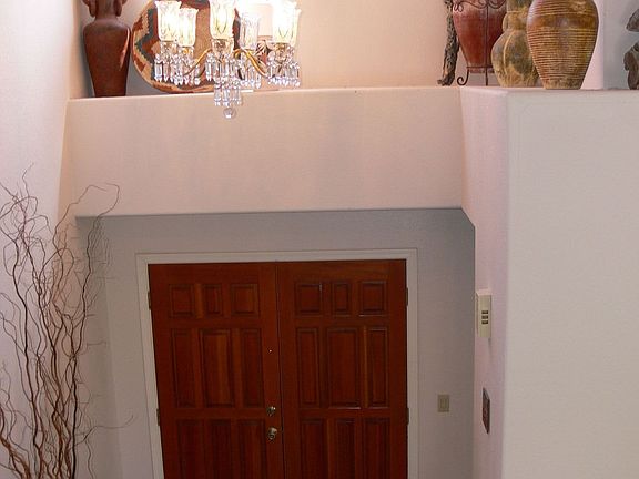 Vaulted ceilings with plant shelves