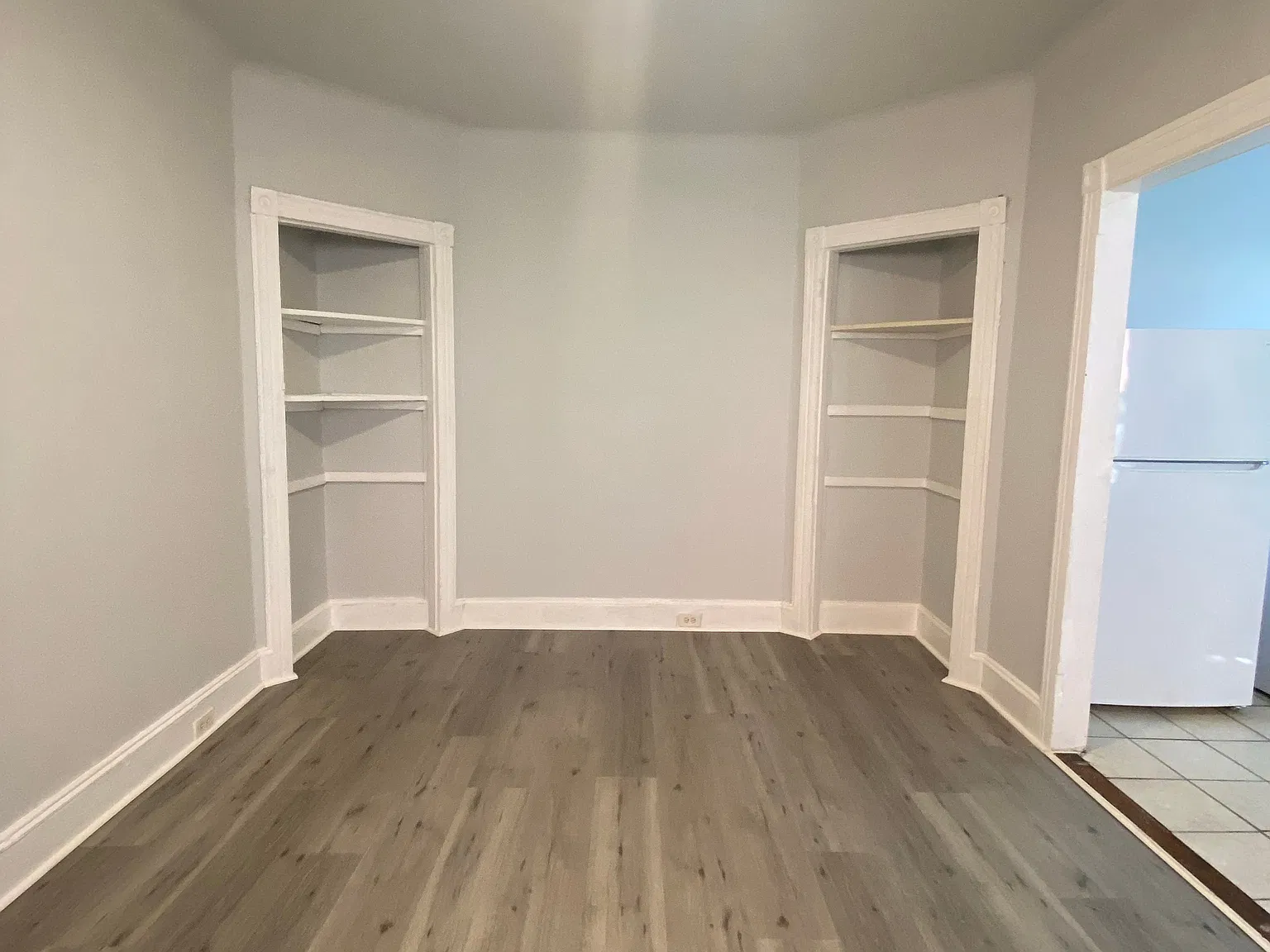 6 bed, 1660 sqft, $3,200 — Photo 3