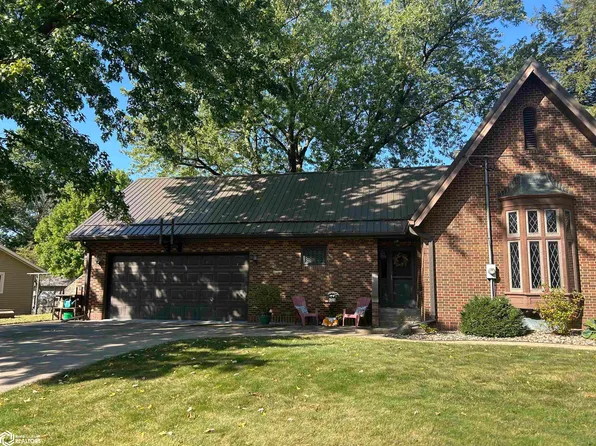 2801 Sunnyside Ave, Burlington, IA 52601