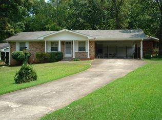 3696 Telstar Dr, Ellenwood, GA 30294
