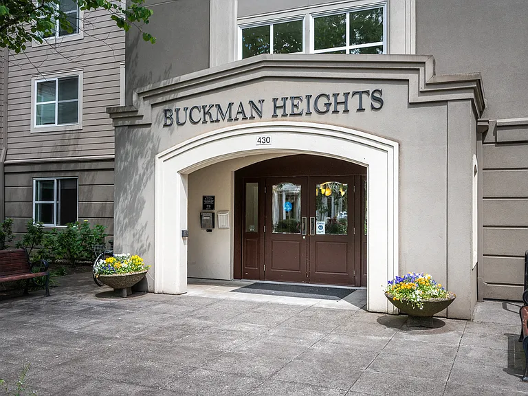 Buckman Heights — Photo 35