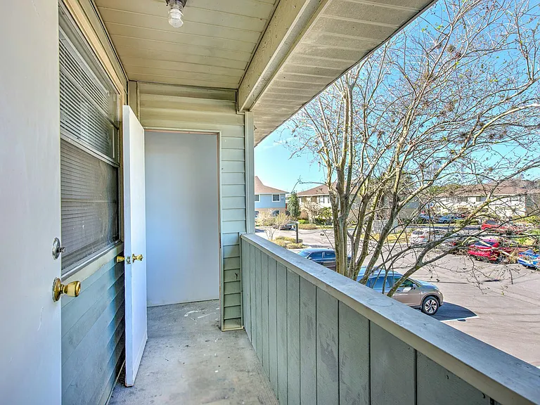 213 Berry Tree Pl — Photo 12