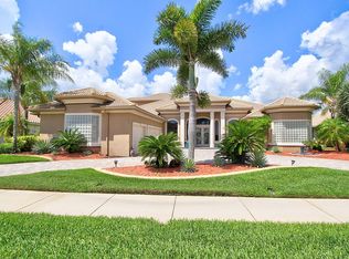 834 Chatsworth Dr, Melbourne, FL 32940