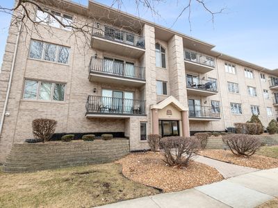 10404 S Keating Ave APT 2B, Oak Lawn, IL, 60453