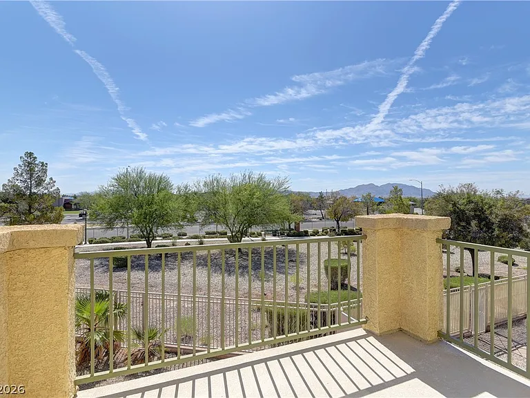 5536 Overlook Valley St — Photo 12