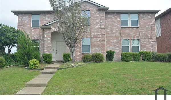 2812 Sonora Ln — Photo 2