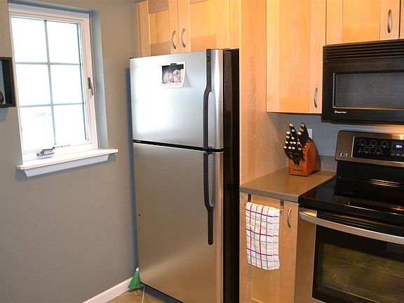 5th image of 4107 Foxwood Dr S
