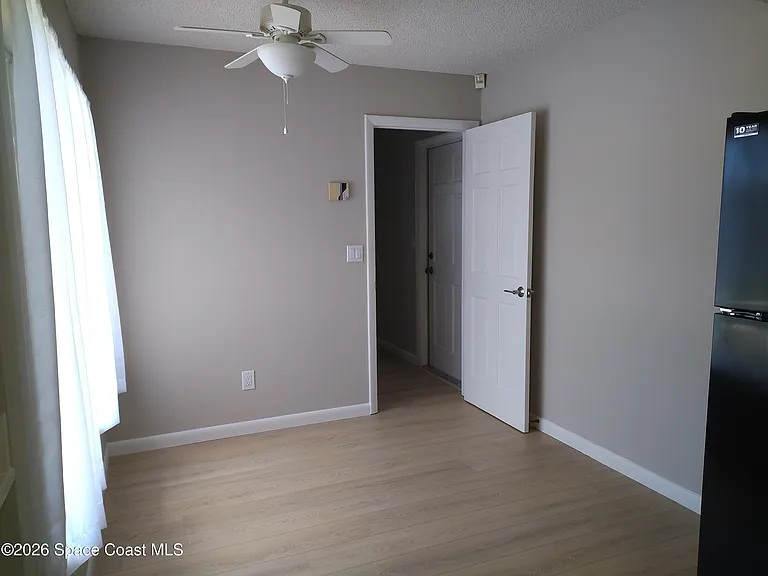 530 Rio Ln — Photo 8